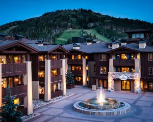 Condominium hotel